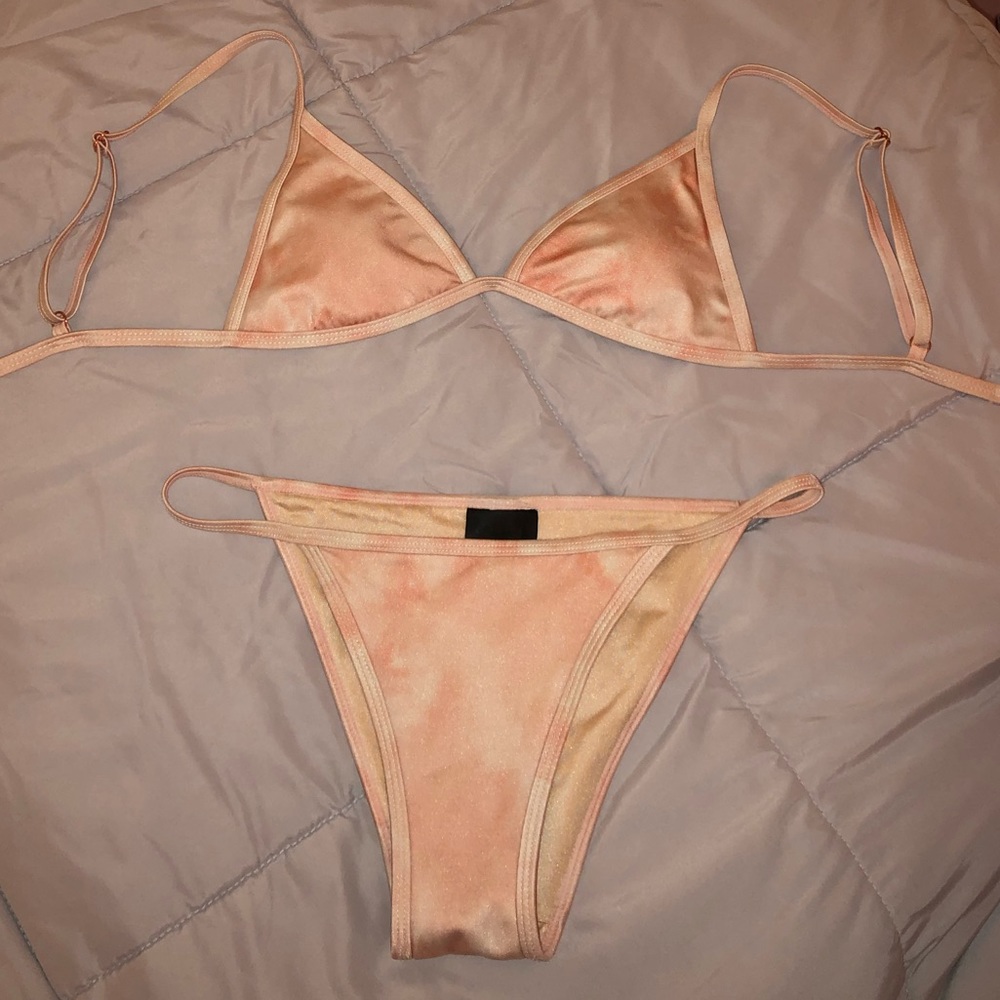 Pacsun tie dye Bikini!!